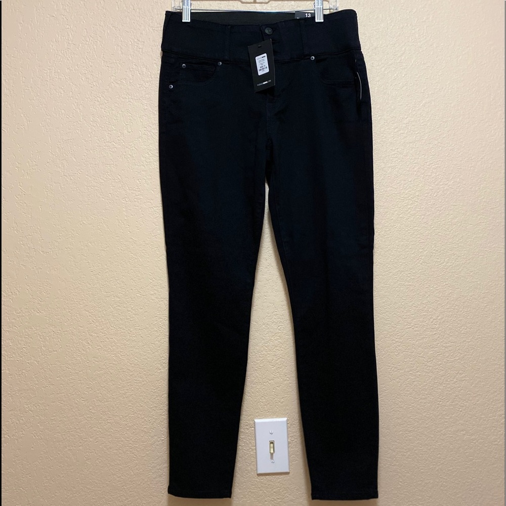 Fashion Nova Pants - Picture 2 of 3